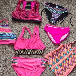 8 pcs Assorted girls swimming wear